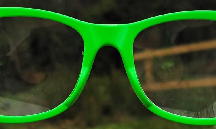 Rural lens - green glasses 